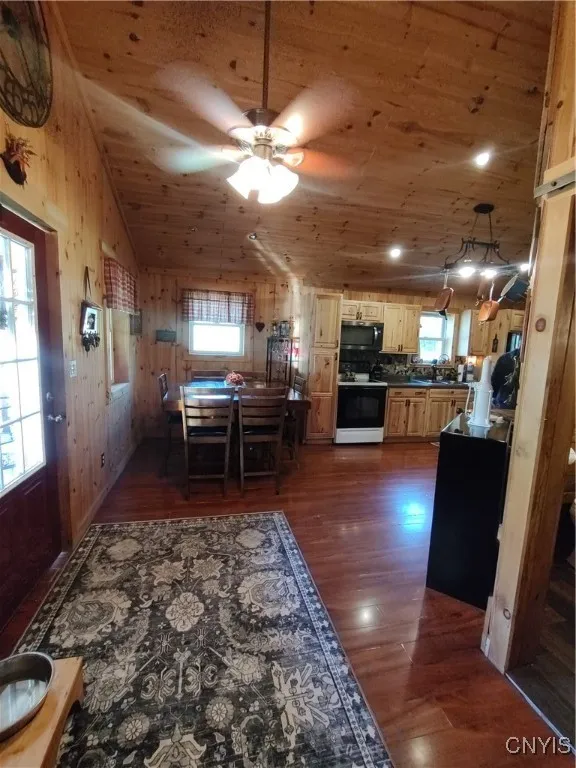 2792 Skinner Settlement Road, Camden, New York 133, Camden, New York 13316, 2 Bedrooms Bedrooms, 5 Rooms Rooms,1 BathroomBathrooms,Residential,For Sale,2792 Skinner Settlement Road, Camden, New York 133,0,S1647706