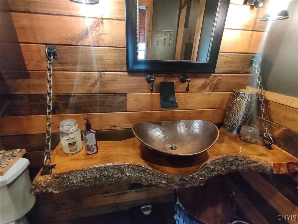 2792 Skinner Settlement Road, Camden, New York 133, Camden, New York 13316, 2 Bedrooms Bedrooms, 5 Rooms Rooms,1 BathroomBathrooms,Residential,For Sale,2792 Skinner Settlement Road, Camden, New York 133,0,S1647706