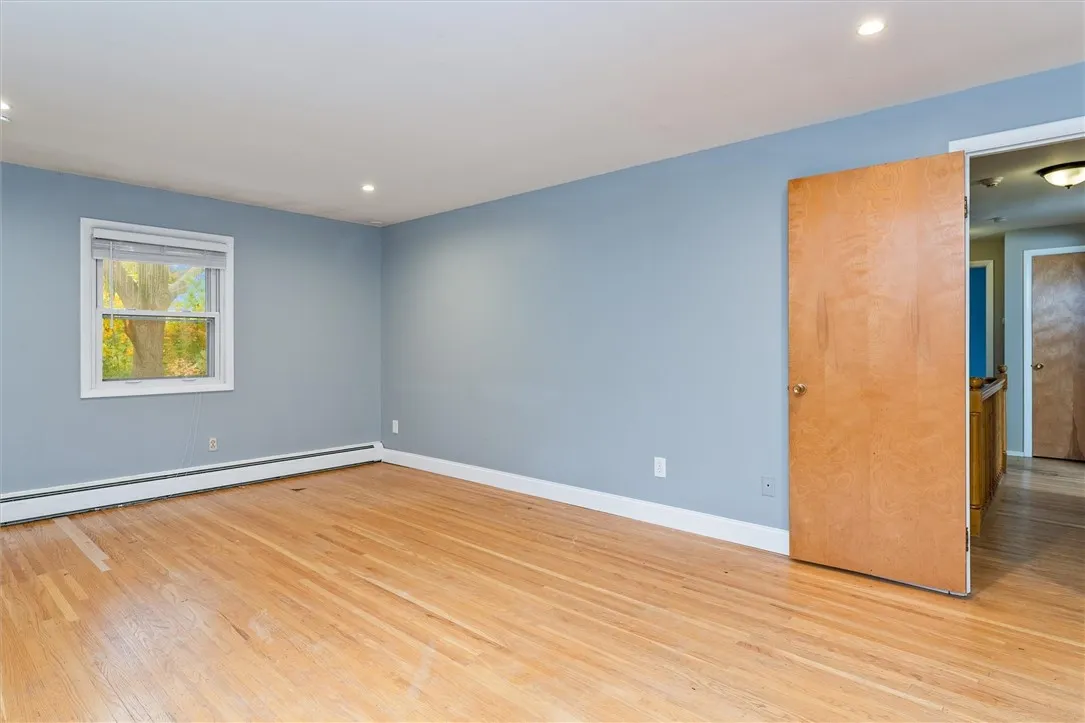 155 Yarkerdale Drive, Greece, New York 14615, Greece, New York 14615, 4 Bedrooms Bedrooms, 8 Rooms Rooms,2 BathroomsBathrooms,Residential,For Sale,155 Yarkerdale Drive, Greece, New York 14615,0,R1647703