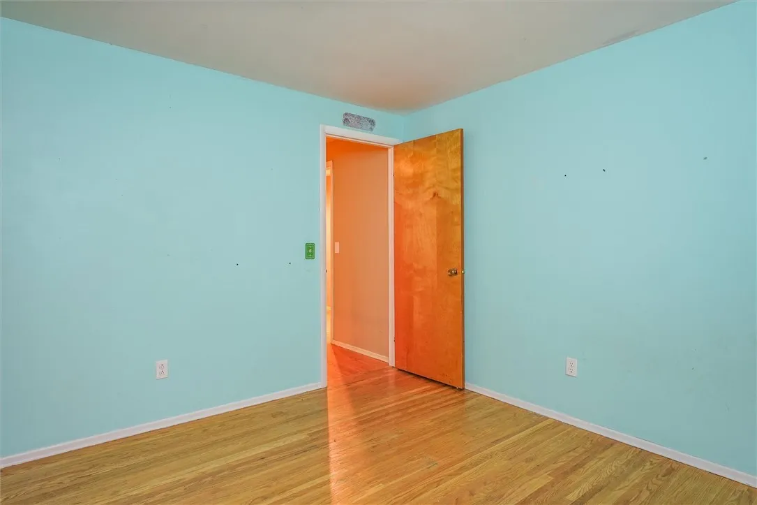 155 Yarkerdale Drive, Greece, New York 14615, Greece, New York 14615, 4 Bedrooms Bedrooms, 8 Rooms Rooms,2 BathroomsBathrooms,Residential,For Sale,155 Yarkerdale Drive, Greece, New York 14615,0,R1647703