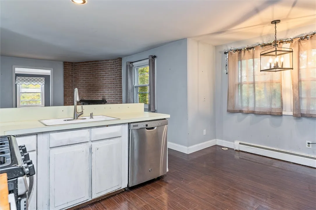 155 Yarkerdale Drive, Greece, New York 14615, Greece, New York 14615, 4 Bedrooms Bedrooms, 8 Rooms Rooms,2 BathroomsBathrooms,Residential,For Sale,155 Yarkerdale Drive, Greece, New York 14615,0,R1647703