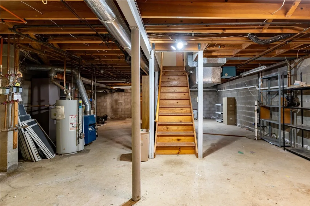 155 Yarkerdale Drive, Greece, New York 14615, Greece, New York 14615, 4 Bedrooms Bedrooms, 8 Rooms Rooms,2 BathroomsBathrooms,Residential,For Sale,155 Yarkerdale Drive, Greece, New York 14615,0,R1647703