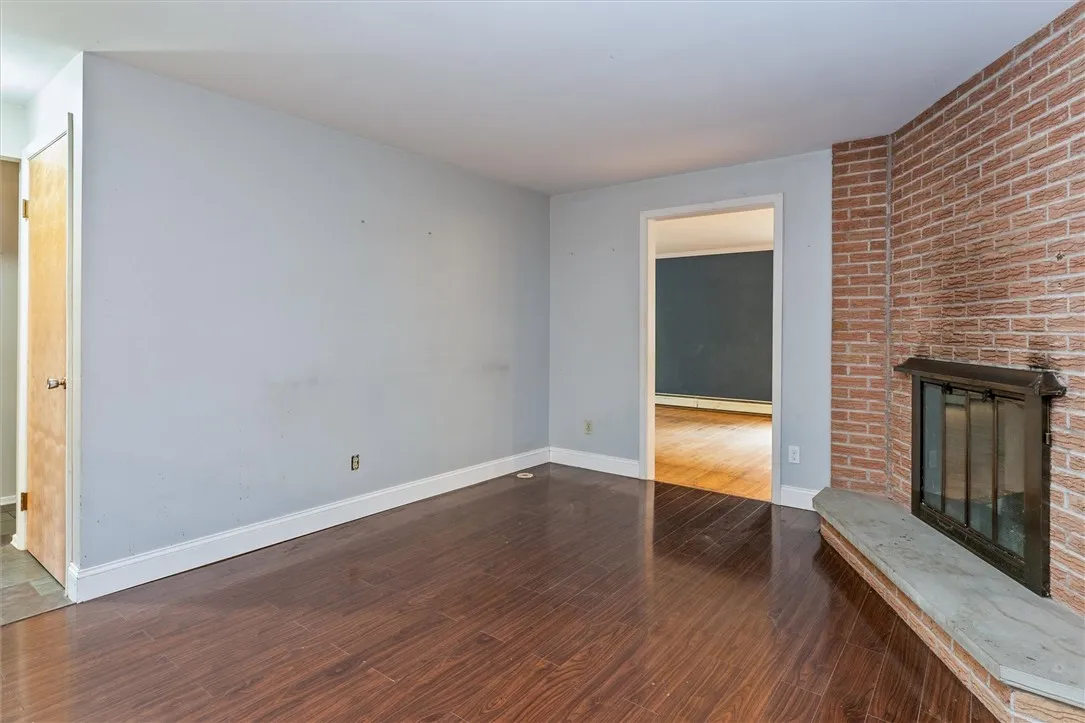 155 Yarkerdale Drive, Greece, New York 14615, Greece, New York 14615, 4 Bedrooms Bedrooms, 8 Rooms Rooms,2 BathroomsBathrooms,Residential,For Sale,155 Yarkerdale Drive, Greece, New York 14615,0,R1647703