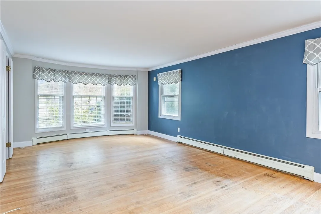 155 Yarkerdale Drive, Greece, New York 14615, Greece, New York 14615, 4 Bedrooms Bedrooms, 8 Rooms Rooms,2 BathroomsBathrooms,Residential,For Sale,155 Yarkerdale Drive, Greece, New York 14615,0,R1647703