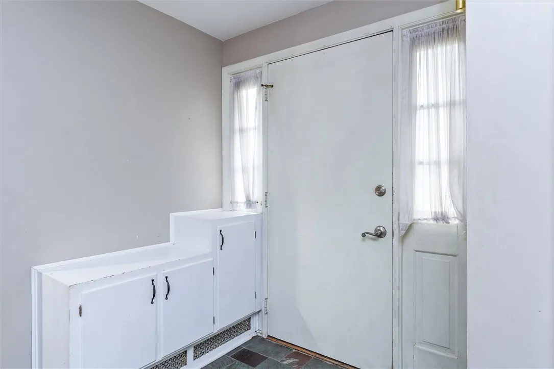 155 Yarkerdale Drive, Greece, New York 14615, Greece, New York 14615, 4 Bedrooms Bedrooms, 8 Rooms Rooms,2 BathroomsBathrooms,Residential,For Sale,155 Yarkerdale Drive, Greece, New York 14615,0,R1647703