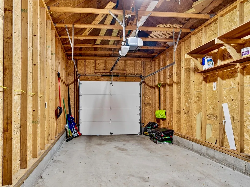 1.5 car garage