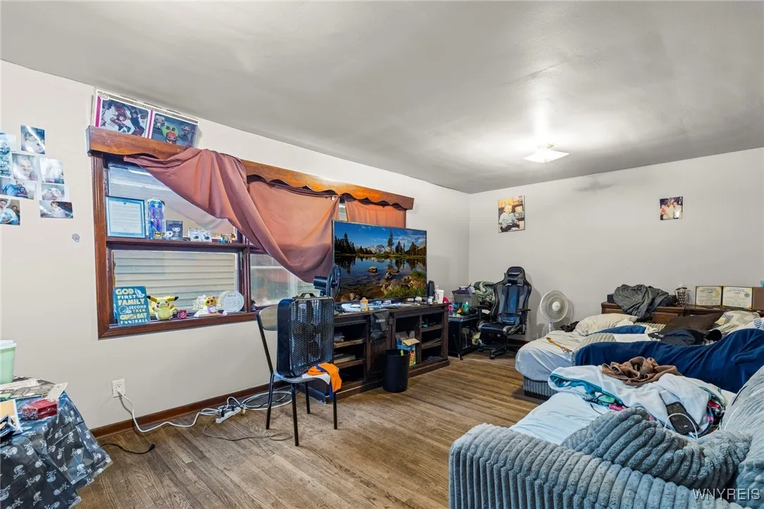 423 Elmwood Avenue, Niagara Falls, New York 14301, Niagara Falls, New York 14301, 4 Bedrooms Bedrooms, ,2 BathroomsBathrooms,Residential,For Sale,423 Elmwood Avenue, Niagara Falls, New York 14301,0,B1646972