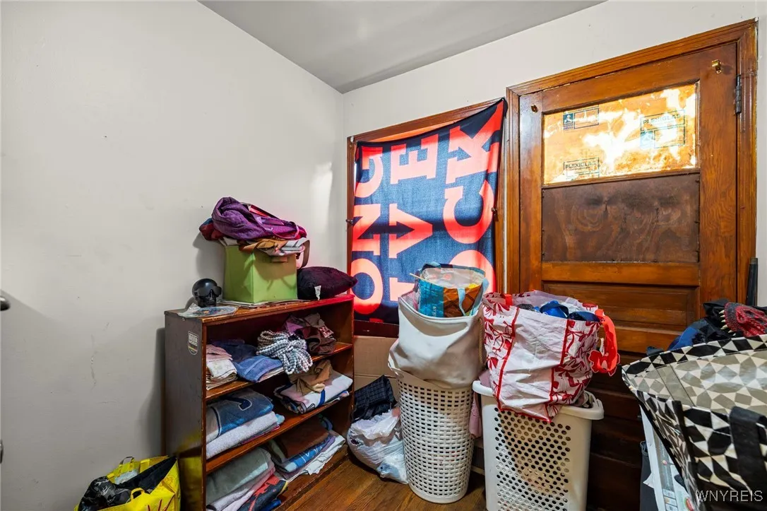 423 Elmwood Avenue, Niagara Falls, New York 14301, Niagara Falls, New York 14301, 4 Bedrooms Bedrooms, ,2 BathroomsBathrooms,Residential,For Sale,423 Elmwood Avenue, Niagara Falls, New York 14301,0,B1646972