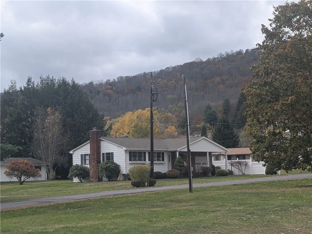 7 Louette Drive, Bradford Town, Pennsylvania 16701, Bradford Town, Pennsylvania 16701, 3 Bedrooms Bedrooms, 6 Rooms Rooms,1 BathroomBathrooms,Residential,For Sale,7 Louette Drive, Bradford Town, Pennsylvania 16701,0,R1647415