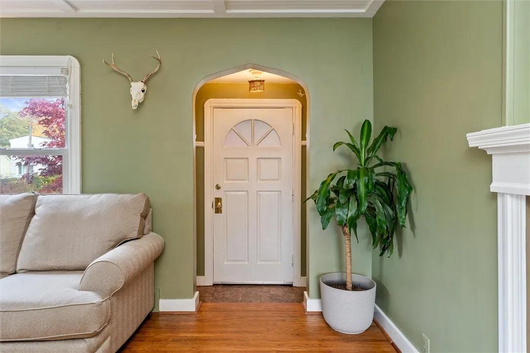 99 Chesterton Road, Greece, New York 14626, Greece, New York 14626, 3 Bedrooms Bedrooms, 7 Rooms Rooms,1 BathroomBathrooms,Residential,For Sale,99 Chesterton Road, Greece, New York 14626,0,R1647751