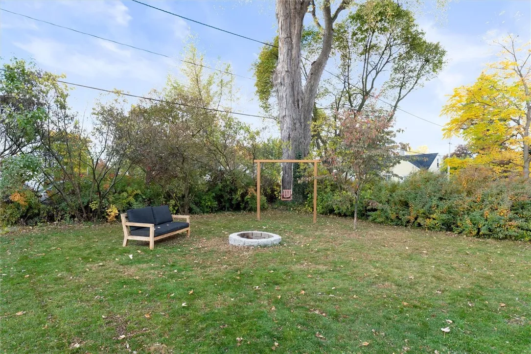 99 Chesterton Road, Greece, New York 14626, Greece, New York 14626, 3 Bedrooms Bedrooms, 7 Rooms Rooms,1 BathroomBathrooms,Residential,For Sale,99 Chesterton Road, Greece, New York 14626,0,R1647751