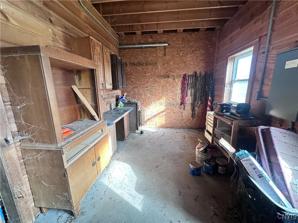 411 State Route 167 Highway, Warren, New York 1343, Warren, New York 13439, 6 Bedrooms Bedrooms, 14 Rooms Rooms,2 BathroomsBathrooms,Residential,For Sale,411 State Route 167 Highway, Warren, New York 1343,0,S1647737