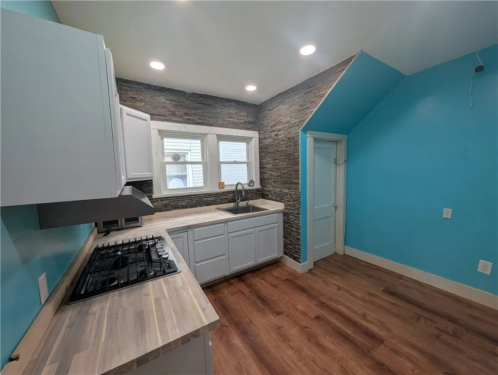 339 Jackson Avenue, Bradford City, Pennsylvania 16, Bradford City, Pennsylvania 16701, 2 Bedrooms Bedrooms, 6 Rooms Rooms,1 BathroomBathrooms,Residential,For Sale,339 Jackson Avenue, Bradford City, Pennsylvania 16,0,R1647759