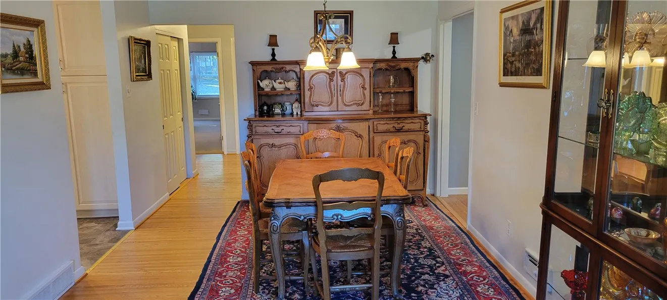 39 Wendover Road South, Brighton, New York 14610, Brighton, New York 14610, 3 Bedrooms Bedrooms, 7 Rooms Rooms,2 BathroomsBathrooms,Residential,For Sale,39 Wendover Road South, Brighton, New York 14610,0,R1647799