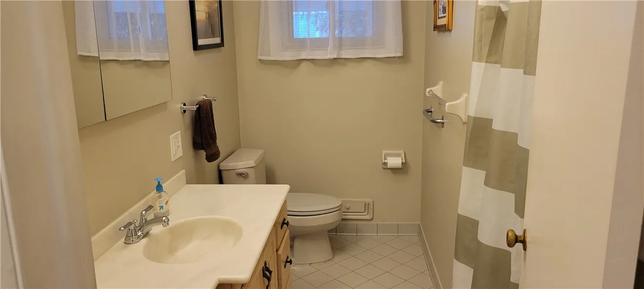 39 Wendover Road South, Brighton, New York 14610, Brighton, New York 14610, 3 Bedrooms Bedrooms, 7 Rooms Rooms,2 BathroomsBathrooms,Residential,For Sale,39 Wendover Road South, Brighton, New York 14610,0,R1647799