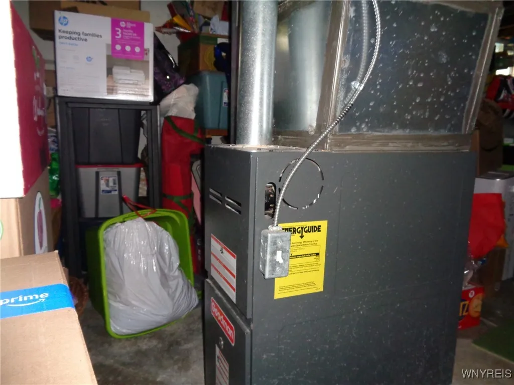 105 Pullman Avenue, Tonawanda, New York 14217, Tonawanda, New York 14217, 4 Bedrooms Bedrooms, ,2 BathroomsBathrooms,Residential,For Sale,105 Pullman Avenue, Tonawanda, New York 14217,0,B1646226