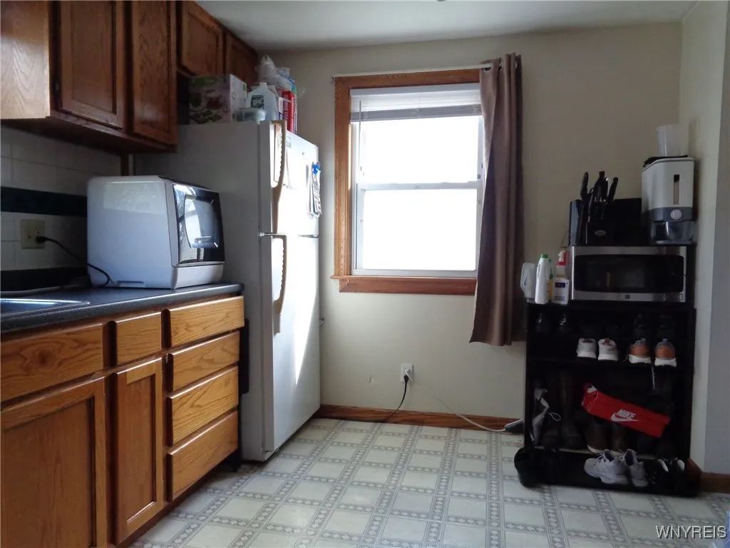 105 Pullman Avenue, Tonawanda, New York 14217, Tonawanda, New York 14217, 4 Bedrooms Bedrooms, ,2 BathroomsBathrooms,Residential,For Sale,105 Pullman Avenue, Tonawanda, New York 14217,0,B1646226