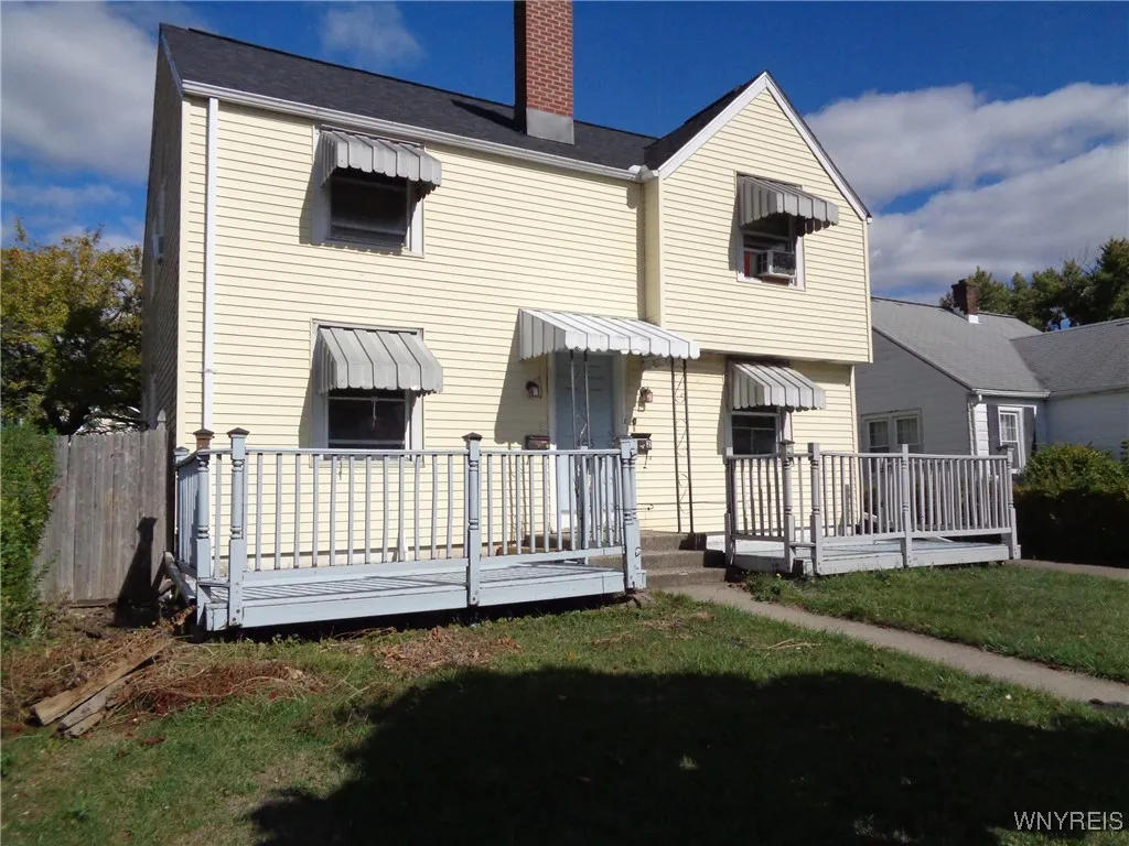 105 Pullman Avenue, Tonawanda, New York 14217, Tonawanda, New York 14217, 4 Bedrooms Bedrooms, ,2 BathroomsBathrooms,Residential,For Sale,105 Pullman Avenue, Tonawanda, New York 14217,0,B1646226