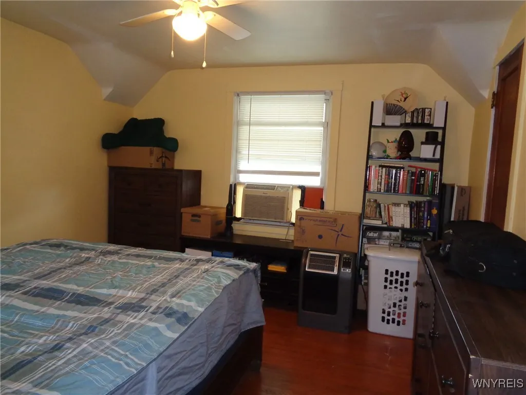 105 Pullman Avenue, Tonawanda, New York 14217, Tonawanda, New York 14217, 4 Bedrooms Bedrooms, ,2 BathroomsBathrooms,Residential,For Sale,105 Pullman Avenue, Tonawanda, New York 14217,0,B1646226