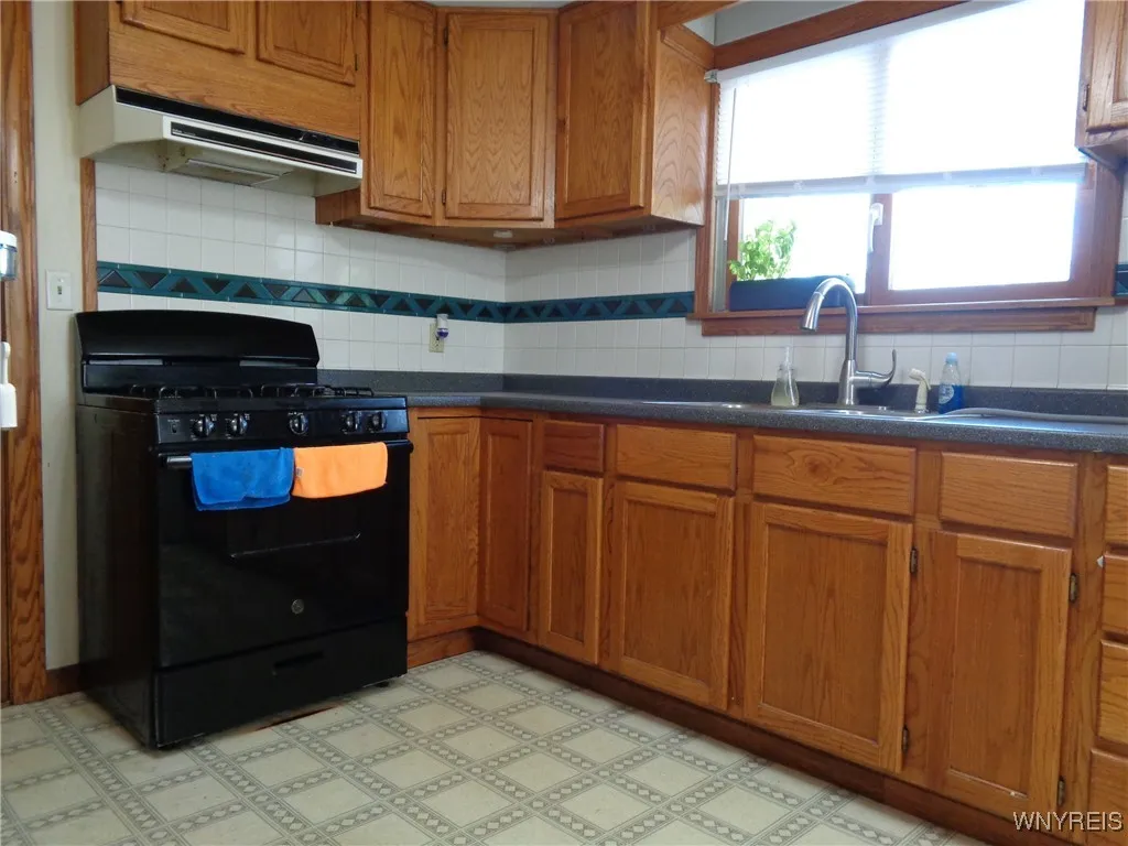 Right Side Kitchen