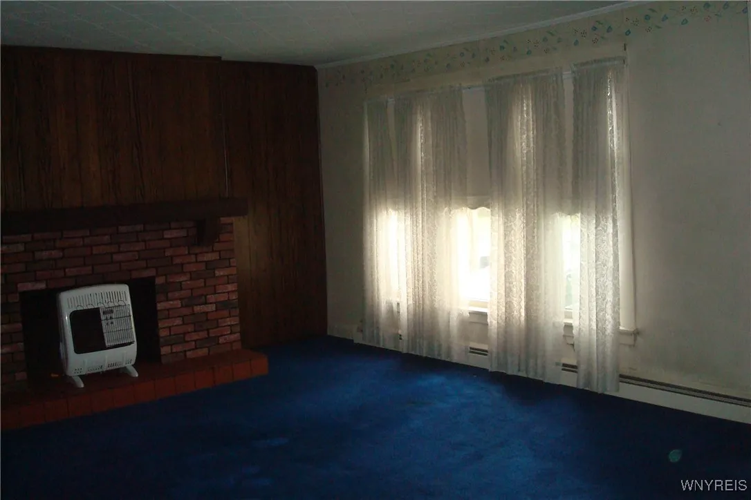 29 Pomona Place, Buffalo, New York 14210, Buffalo, New York 14210, 3 Bedrooms Bedrooms, 7 Rooms Rooms,1 BathroomBathrooms,Residential,For Sale,29 Pomona Place, Buffalo, New York 14210,0,B1647804
