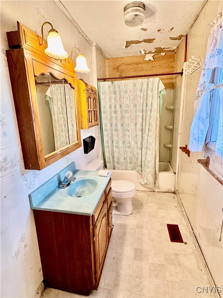 43851 State Route 3, Wilna, New York 13665, Wilna, New York 13665, 4 Bedroom Bedrooms, 8 Room Rooms,1 BathroomBathrooms,Residential,For Sale,43851 State Route 3, Wilna, New York 13665,0,S1647476