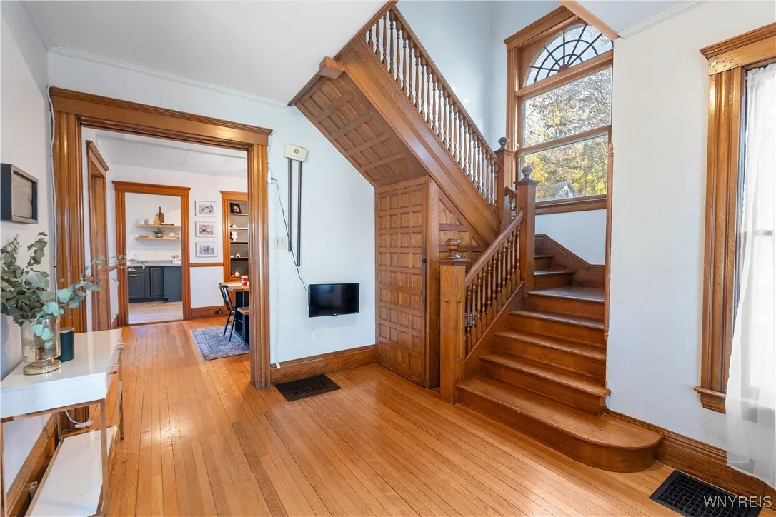 37 State Street, Warsaw, New York 14569, Warsaw, New York 14569, 4 Bedrooms Bedrooms, 10 Rooms Rooms,1 BathroomBathrooms,Residential,For Sale,37 State Street, Warsaw, New York 14569,0,B1647533