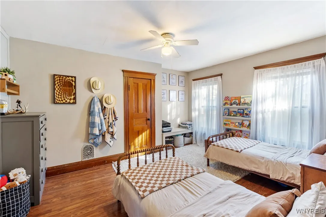 37 State Street, Warsaw, New York 14569, Warsaw, New York 14569, 4 Bedrooms Bedrooms, 10 Rooms Rooms,1 BathroomBathrooms,Residential,For Sale,37 State Street, Warsaw, New York 14569,0,B1647533