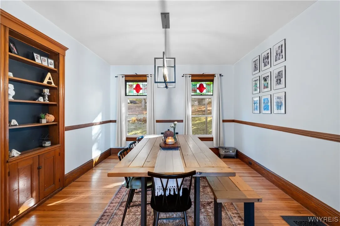 37 State Street, Warsaw, New York 14569, Warsaw, New York 14569, 4 Bedrooms Bedrooms, 10 Rooms Rooms,1 BathroomBathrooms,Residential,For Sale,37 State Street, Warsaw, New York 14569,0,B1647533