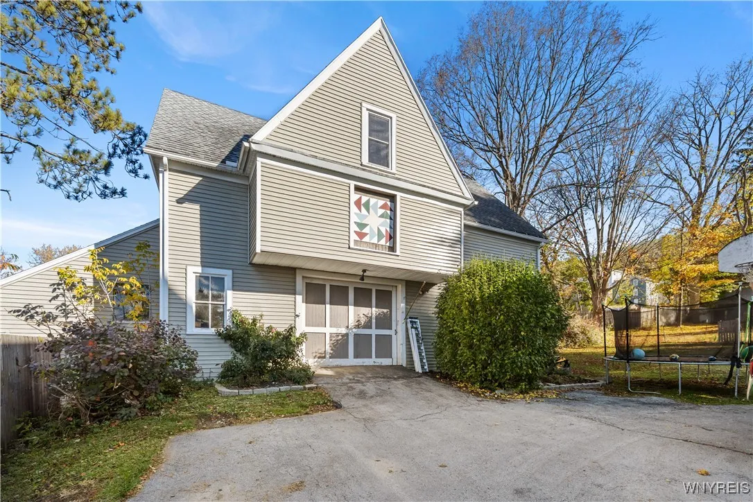 37 State Street, Warsaw, New York 14569, Warsaw, New York 14569, 4 Bedrooms Bedrooms, 10 Rooms Rooms,1 BathroomBathrooms,Residential,For Sale,37 State Street, Warsaw, New York 14569,0,B1647533