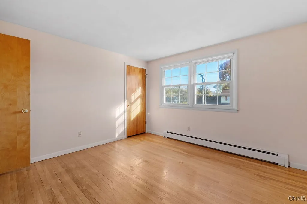 7 Berrywood Road, Clay, New York 13090, Clay, New York 13090, 4 Bedrooms Bedrooms, 10 Rooms Rooms,2 BathroomsBathrooms,Residential,For Sale,7 Berrywood Road, Clay, New York 13090,0,S1647662