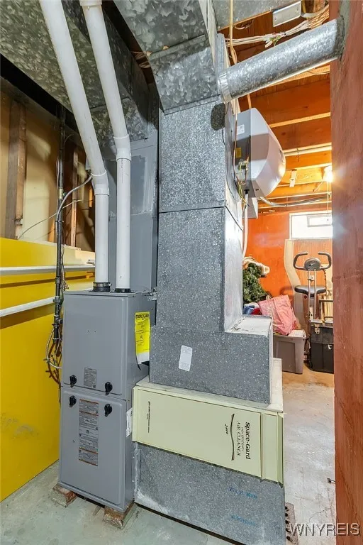 135 Century Drive, West Seneca, New York 14224, West Seneca, New York 14224, 3 Bedrooms Bedrooms, 6 Rooms Rooms,1 BathroomBathrooms,Residential,For Sale,135 Century Drive, West Seneca, New York 14224,0,B1647599