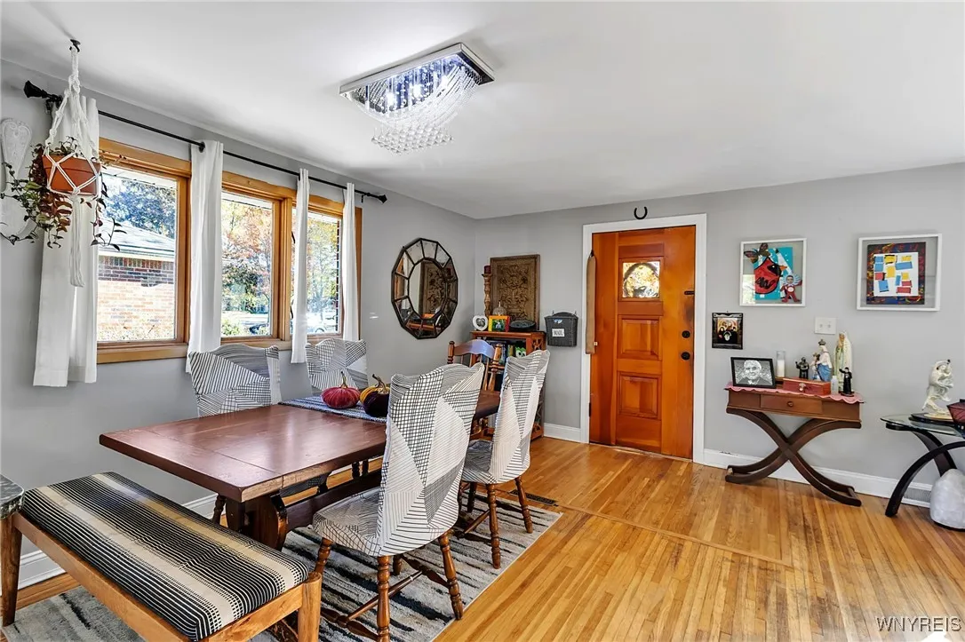 135 Century Drive, West Seneca, New York 14224, West Seneca, New York 14224, 3 Bedrooms Bedrooms, 6 Rooms Rooms,1 BathroomBathrooms,Residential,For Sale,135 Century Drive, West Seneca, New York 14224,0,B1647599