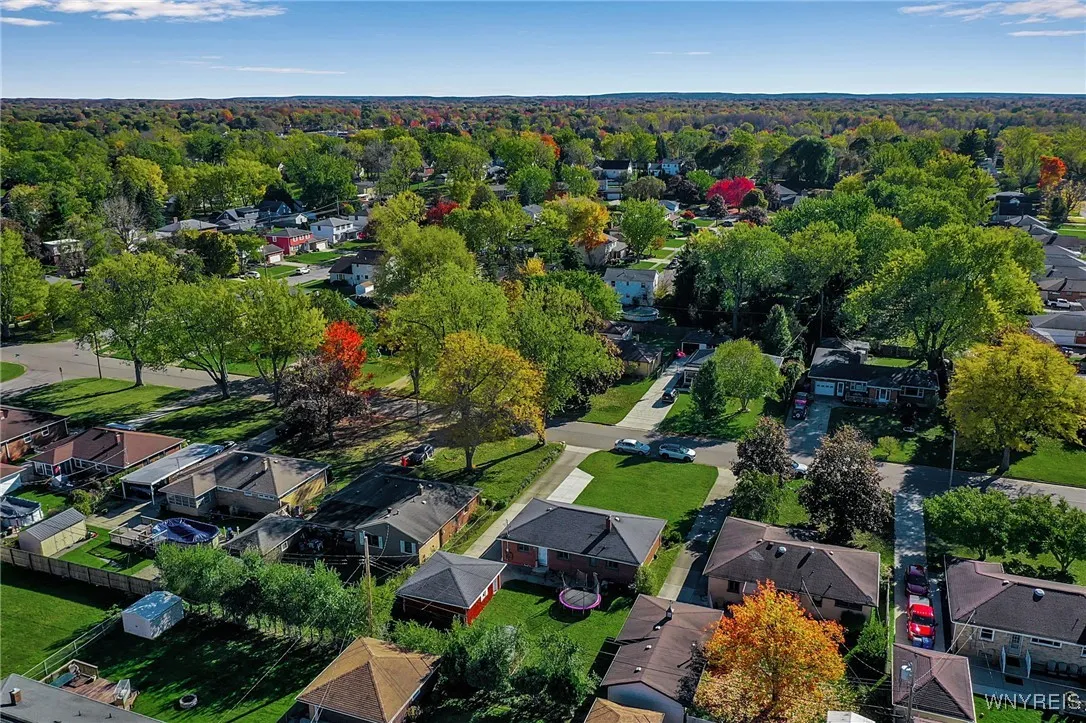 135 Century Drive, West Seneca, New York 14224, West Seneca, New York 14224, 3 Bedrooms Bedrooms, 6 Rooms Rooms,1 BathroomBathrooms,Residential,For Sale,135 Century Drive, West Seneca, New York 14224,0,B1647599