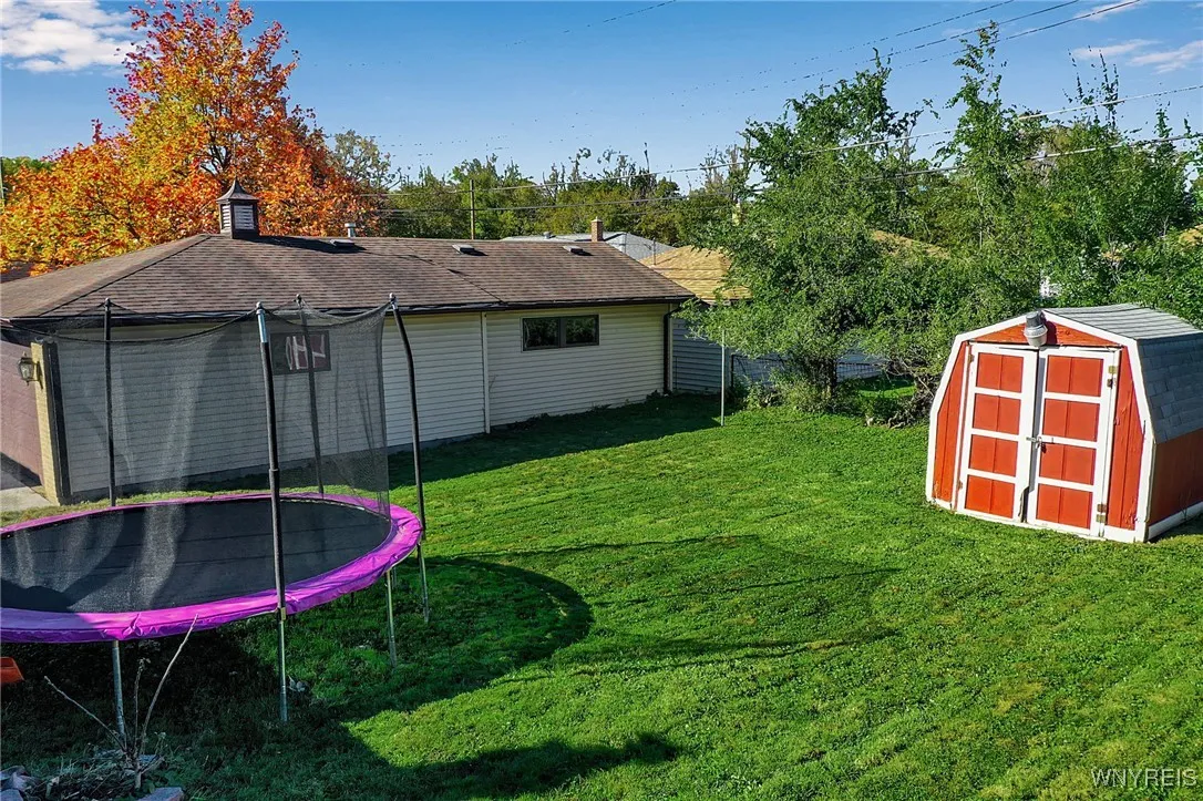 135 Century Drive, West Seneca, New York 14224, West Seneca, New York 14224, 3 Bedrooms Bedrooms, 6 Rooms Rooms,1 BathroomBathrooms,Residential,For Sale,135 Century Drive, West Seneca, New York 14224,0,B1647599