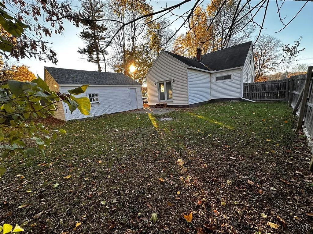 39 Marshall Ave, German Flatts, New York 13357, German Flatts, New York 13357, 3 Bedrooms Bedrooms, 6 Rooms Rooms,1 BathroomBathrooms,Residential,Closed,39 Marshall Ave, German Flatts, New York 13357,0,S1647853