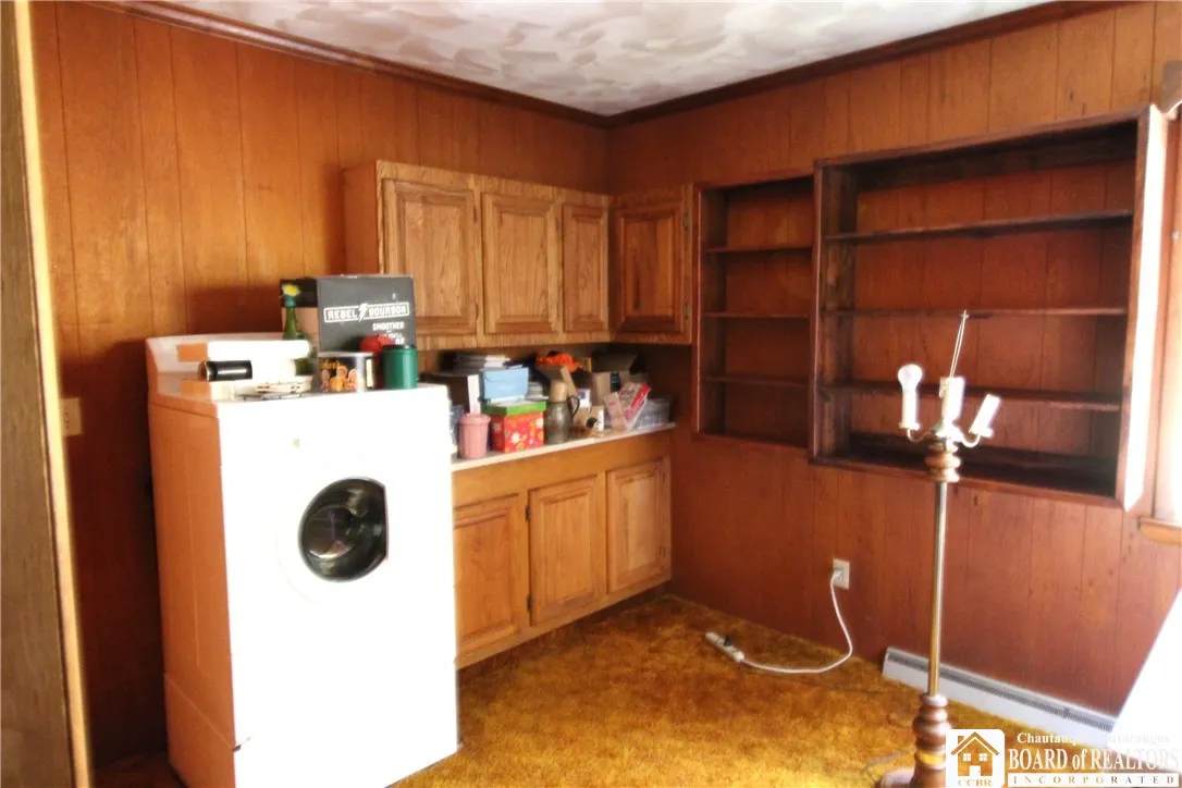 1st floor laundry room.