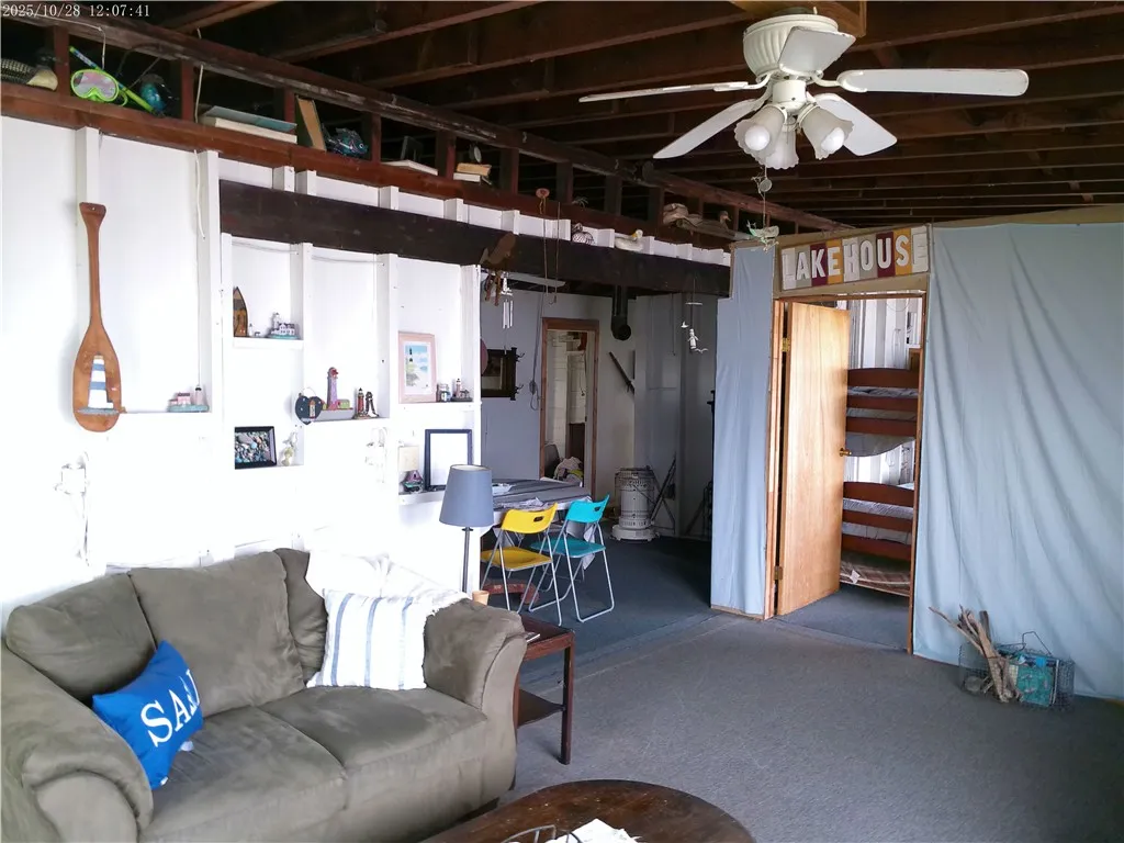 10773 Smythe Lane 39, Yates, New York 14098, Yates, New York 14098, 4 Bedrooms Bedrooms, 6 Rooms Rooms,1 BathroomBathrooms,Residential,For Sale,10773 Smythe Lane 39, Yates, New York 14098,0,R1647847