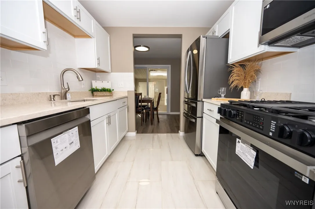 177 Evergreen Drive, Tonawanda, New York 14150, Tonawanda, New York 14150, 3 Bedrooms Bedrooms, 6 Rooms Rooms,1 BathroomBathrooms,Residential,For Sale,177 Evergreen Drive, Tonawanda, New York 14150,0,B1647729