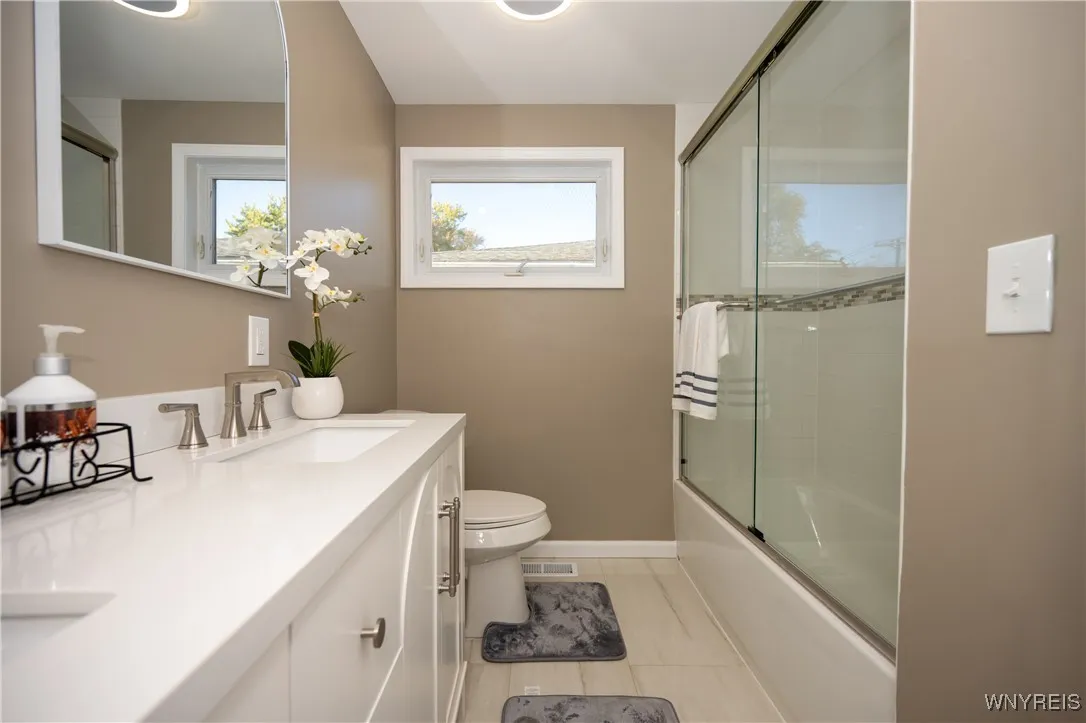 177 Evergreen Drive, Tonawanda, New York 14150, Tonawanda, New York 14150, 3 Bedrooms Bedrooms, 6 Rooms Rooms,1 BathroomBathrooms,Residential,For Sale,177 Evergreen Drive, Tonawanda, New York 14150,0,B1647729