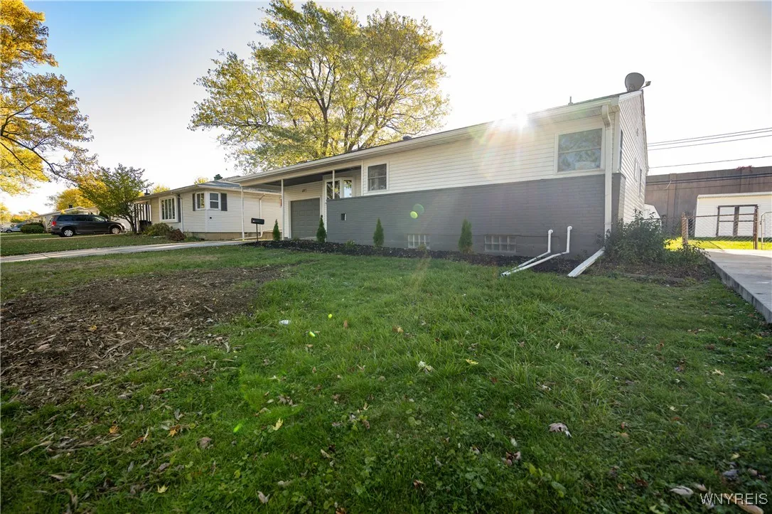 177 Evergreen Drive, Tonawanda, New York 14150, Tonawanda, New York 14150, 3 Bedrooms Bedrooms, 6 Rooms Rooms,1 BathroomBathrooms,Residential,For Sale,177 Evergreen Drive, Tonawanda, New York 14150,0,B1647729