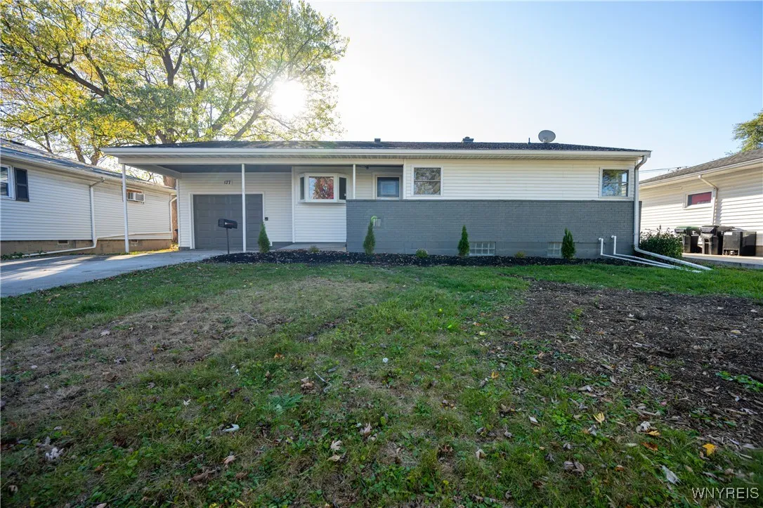177 Evergreen Drive, Tonawanda, New York 14150, Tonawanda, New York 14150, 3 Bedrooms Bedrooms, 6 Rooms Rooms,1 BathroomBathrooms,Residential,For Sale,177 Evergreen Drive, Tonawanda, New York 14150,0,B1647729