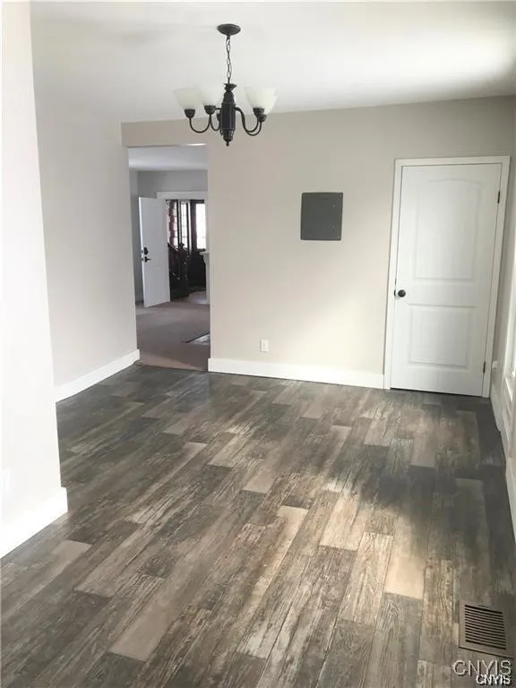 616 Bronson Apt.1 Street, Watertown City, New York, Watertown City, New York 13601, 2 Bedrooms Bedrooms, 5 Rooms Rooms,1 BathroomBathrooms,Residential Lease,For Rent,616 Bronson Apt.1 Street, Watertown City, New York,0,S1647818