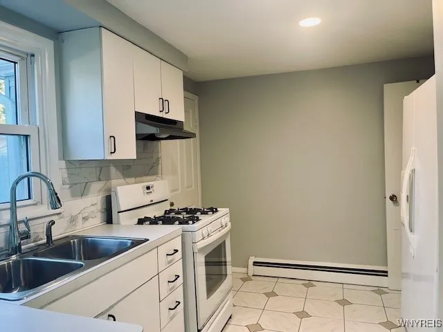 3038 George Urban Boulevard Left, Cheektowaga, New, Cheektowaga, New York 14043, 3 Bedrooms Bedrooms, 5 Rooms Rooms,1 BathroomBathrooms,Residential Lease,For Rent,3038 George Urban Boulevard Left, Cheektowaga, New,0,B1645725