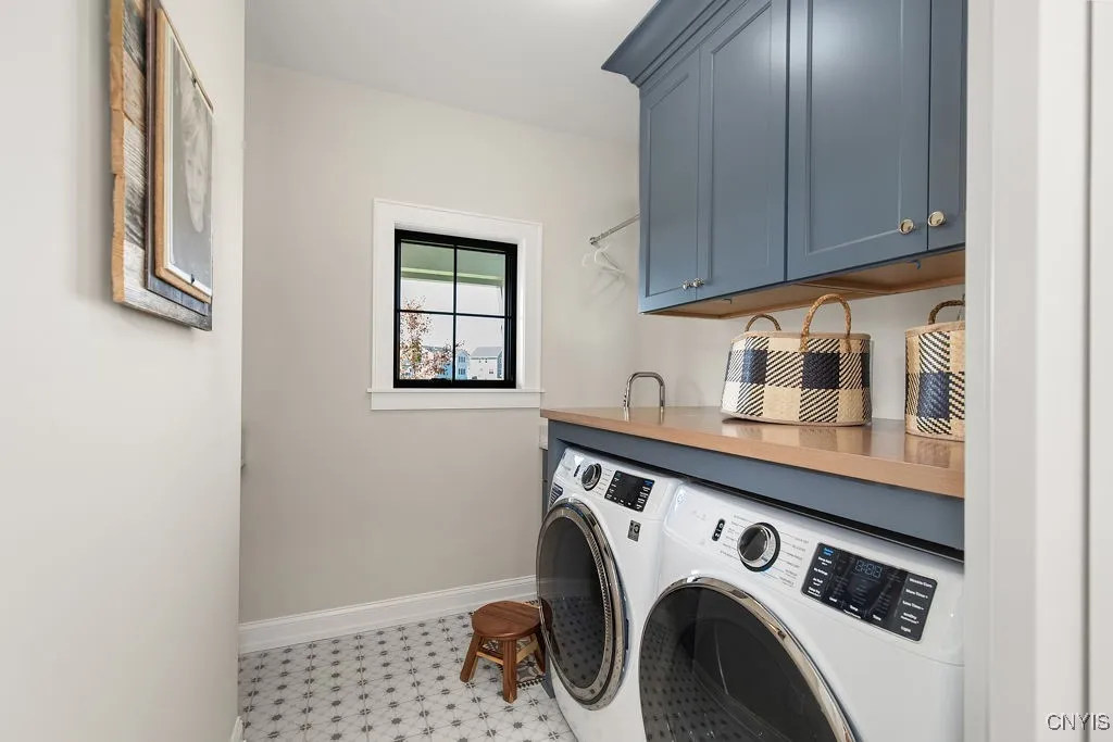 7040 Whitney Farm Lane, Pompey, New York 13078, Pompey, New York 13078, 3 Bedrooms Bedrooms, 9 Rooms Rooms,2 BathroomsBathrooms,Residential,For Sale,7040 Whitney Farm Lane, Pompey, New York 13078,0,S1641063