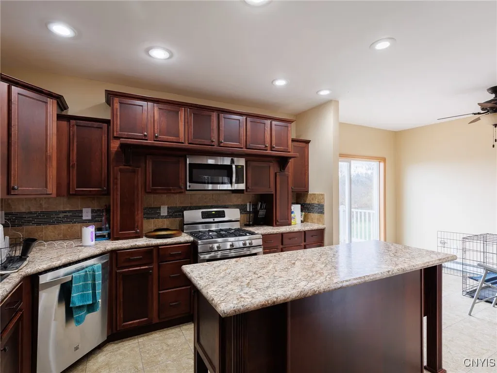 29315 Steinhilber Road, Le Ray, New York 13637, Le Ray, New York 13637, 5 Bedrooms Bedrooms, 17 Rooms Rooms,3 BathroomsBathrooms,Residential,For Sale,29315 Steinhilber Road, Le Ray, New York 13637,0,S1647862