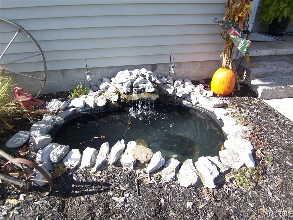 21 Osterhout Avenue, Batavia City, New York 14020, Batavia City, New York 14020, 3 Bedrooms Bedrooms, 6 Rooms Rooms,2 BathroomsBathrooms,Residential,For Sale,21 Osterhout Avenue, Batavia City, New York 14020,0,B1647581