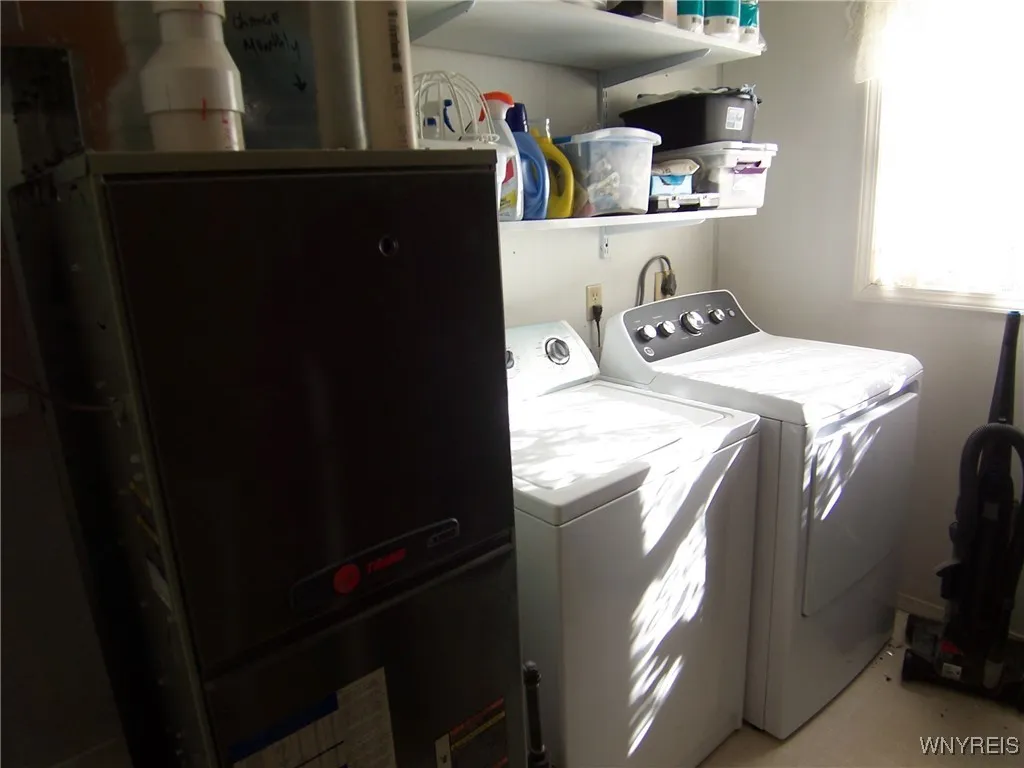 21 Osterhout Avenue, Batavia City, New York 14020, Batavia City, New York 14020, 3 Bedrooms Bedrooms, 6 Rooms Rooms,2 BathroomsBathrooms,Residential,For Sale,21 Osterhout Avenue, Batavia City, New York 14020,0,B1647581