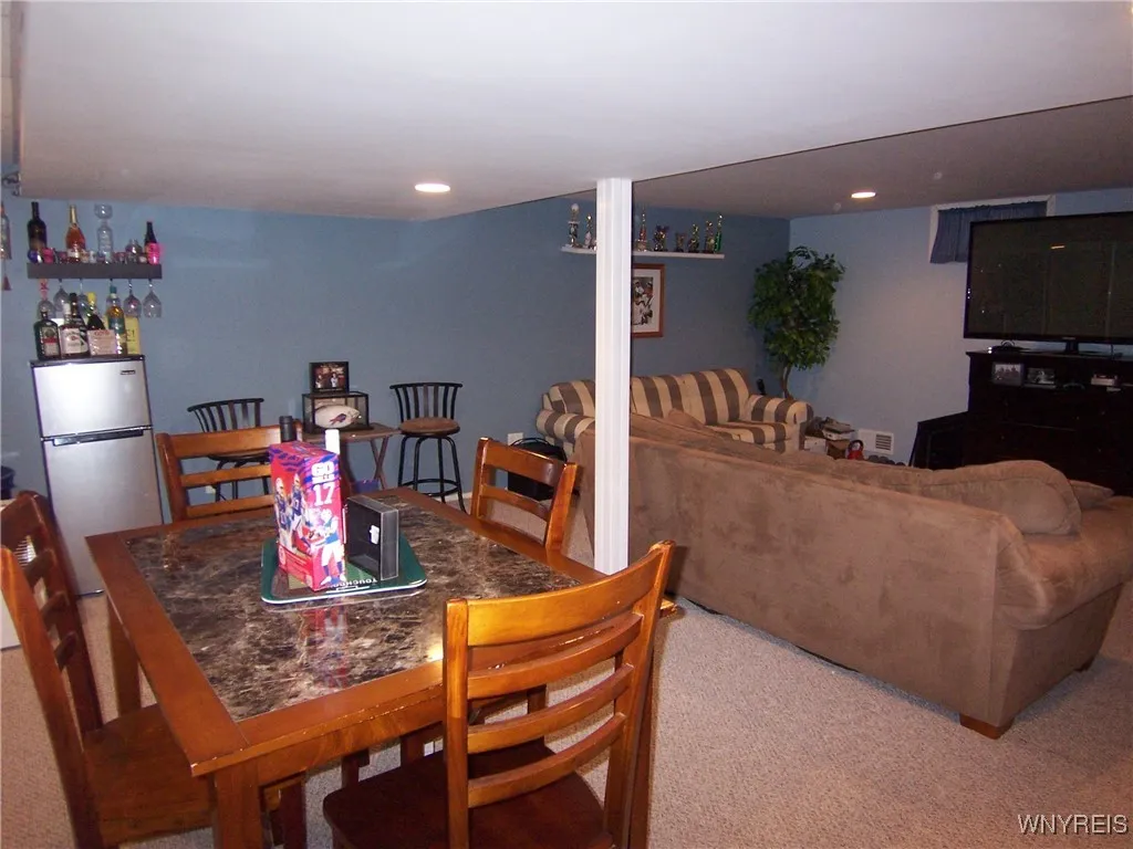21 Osterhout Avenue, Batavia City, New York 14020, Batavia City, New York 14020, 3 Bedrooms Bedrooms, 6 Rooms Rooms,2 BathroomsBathrooms,Residential,For Sale,21 Osterhout Avenue, Batavia City, New York 14020,0,B1647581