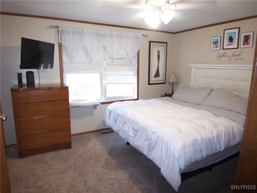 21 Osterhout Avenue, Batavia City, New York 14020, Batavia City, New York 14020, 3 Bedrooms Bedrooms, 6 Rooms Rooms,2 BathroomsBathrooms,Residential,For Sale,21 Osterhout Avenue, Batavia City, New York 14020,0,B1647581